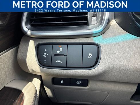 Used 2020 Kia Sorento EX AWD/4WD image 29