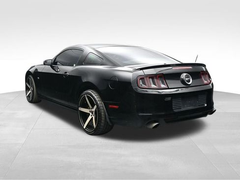 Used 2013 Ford Mustang GT Premium w/ Comfort Pkg RWD image 3