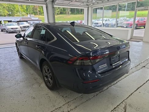 Used 2023 Honda Accord EX image 3