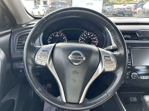 Used 2014 Nissan Altima 2.5 SV w/ Convenience Package FWD image 13
