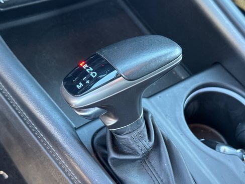 Used 2024 Dodge Durango SXT w/ 3rd Row Seating Group image 30