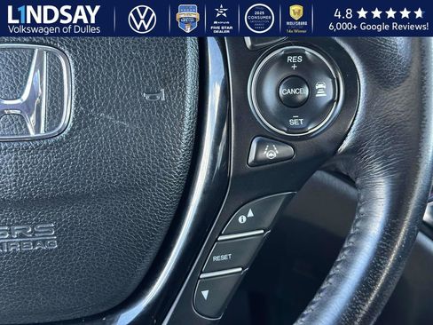 Used 2016 Honda Pilot Touring image 19