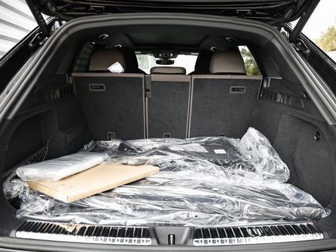 New 2025 Audi Q5 Premium Plus image 30