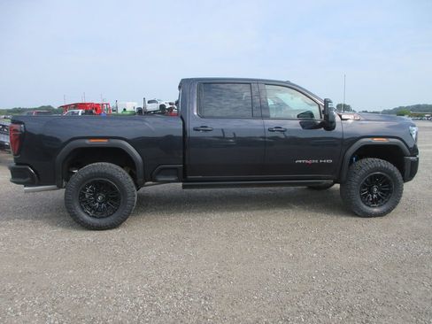 New 2026 GMC Sierra 2500 AT4X AWD/4WD image 3