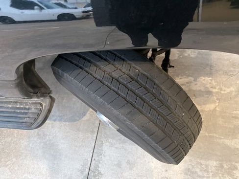 Used 2013 Ford E-350 and Econoline 350 XLT image 8