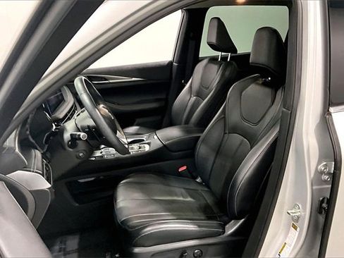 Used 2023 INFINITI QX60 Luxe image 21
