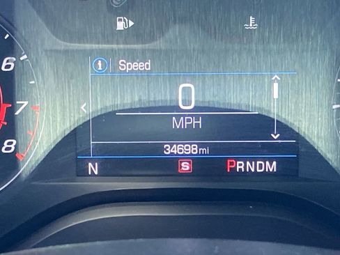 Used 2023 Chevrolet Camaro LT w/ Technology Package RWD image 8