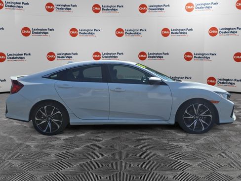 Used 2018 Honda Civic Si image 8