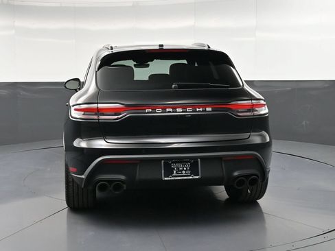 Certified 2026 Porsche Macan AWD/4WD image 7