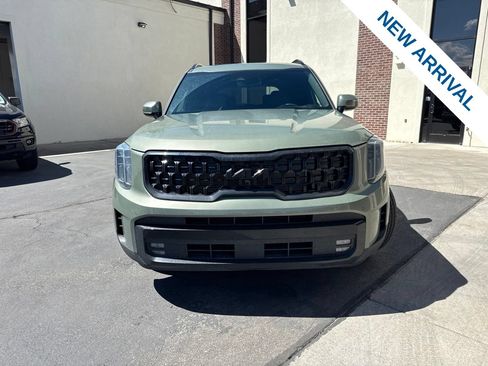 Used 2025 Kia Telluride SX X-Line AWD/4WD image 2