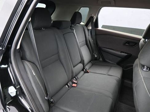 Used 2023 Nissan Rogue S image 43