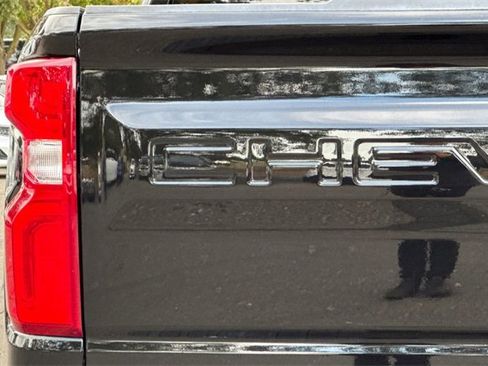 Used 2022 Chevrolet Silverado 1500 High Country w/ Z71 Off-Road Package image 51