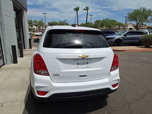 Used 2022 Chevrolet Trax LS w/ Tint and Cruise Package FWD image 16