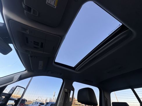 Used 2018 Chevrolet Silverado 2500 LTZ w/ Duramax Plus Package image 22