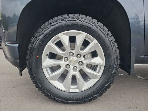 Used 2022 Chevrolet Silverado 1500 Custom AWD/4WD image 14