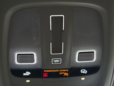 Certified 2025 Volvo XC90 B6 Core w/ Climate Package image 36