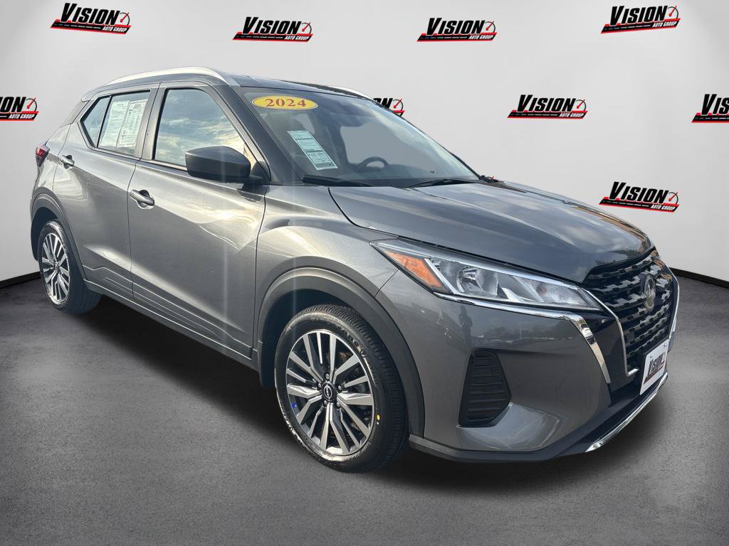 Certified 2024 Nissan Kicks SV FWD image 3