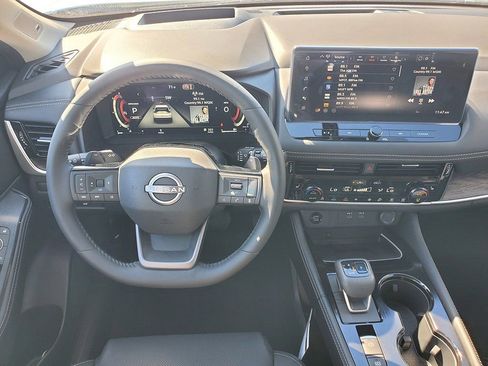 New 2026 Nissan Rogue Platinum image 19