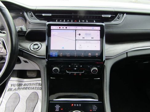 Used 2022 Jeep Grand Cherokee L Overland w/ Off Road Group image 25