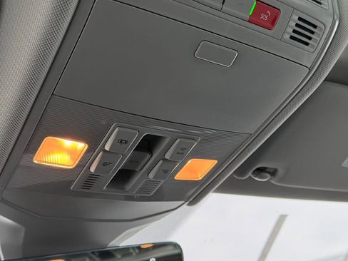 New 2026 Volkswagen Jetta SE image 33