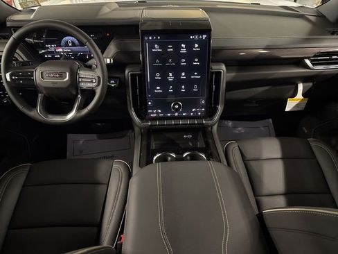 New 2026 GMC Yukon XL Elevation image 24