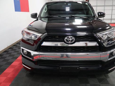 Used 2019 Toyota 4Runner Limited AWD/4WD image 5