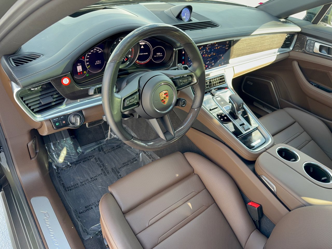 Certified 2023 Porsche Panamera 4S AWD/4WD image 4
