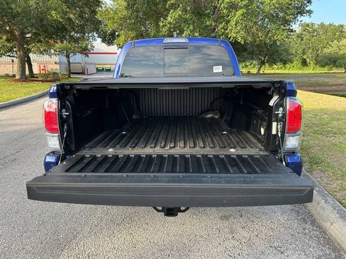 Certified 2023 Toyota Tacoma TRD Off-Road w/ Technology Package RWD image 11