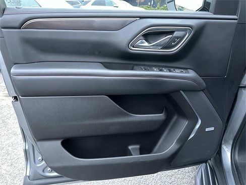 Certified 2021 Chevrolet Suburban RST w/ Luxury Package image 18