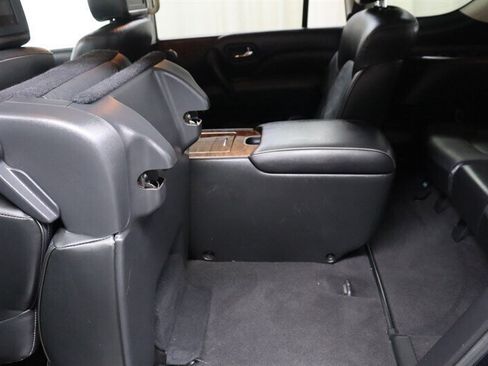 Used 2018 INFINITI QX80 4WD w/ Driver Assistance Package image 36