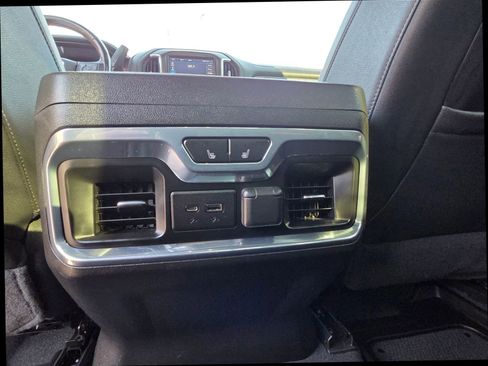 Used 2021 GMC Sierra 1500 AT4 w/ AT4 Value Package image 28