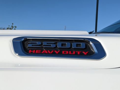 Used 2021 RAM 2500 Tradesman w/ Chrome Appearance Group image 21