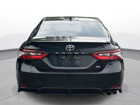 Used 2021 Toyota Camry SE FWD image 6