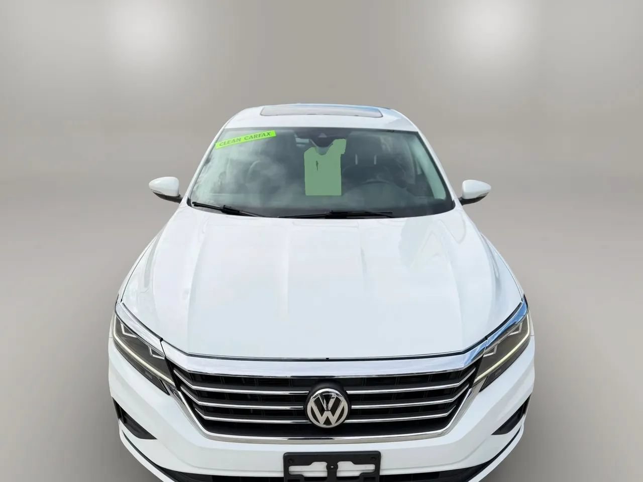 Used 2022 Volkswagen Passat 2.0T SE FWD image 3