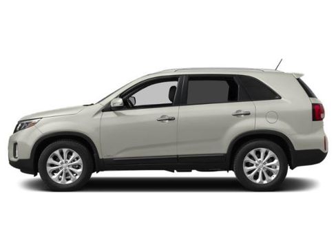 Used 2015 Kia Sorento LX FWD image 3