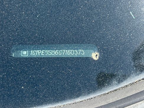 Used 2016 Chevrolet Cruze LT FWD image 8