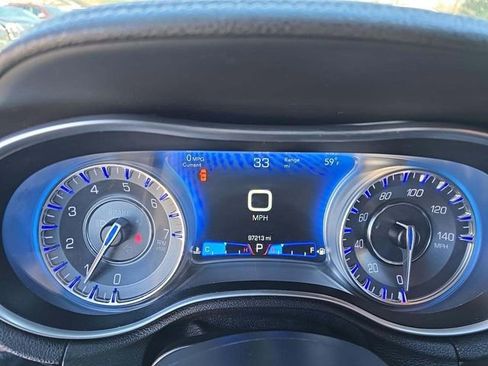 Used 2021 Chrysler 300 S image 8