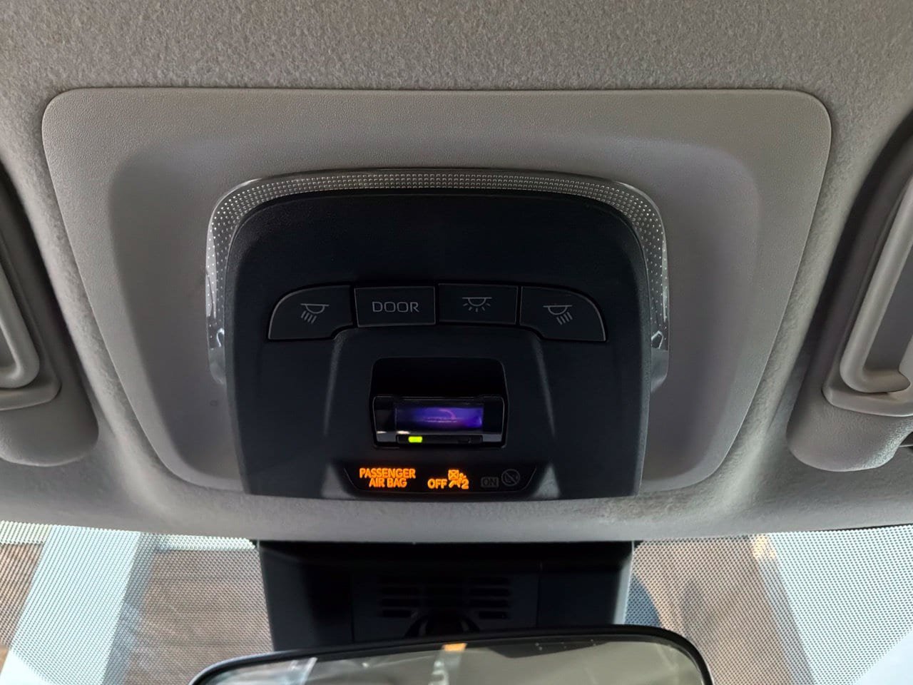 Used 2026 Toyota Corolla LE FWD image 18