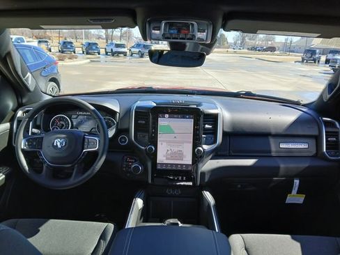 New 2026 RAM 1500 4x4 Crew Cab image 30