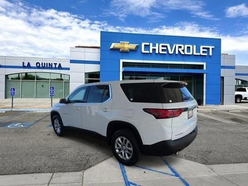 Used 2023 Chevrolet Traverse LS w/ Safety Package FWD image 6