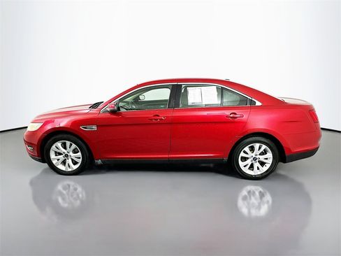 Used 2011 Ford Taurus SEL w/ 201A Rapid Spec Order Code image 4