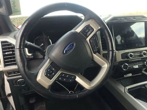 Used 2022 Ford F250 Lariat w/ Lariat Ultimate Package image 13