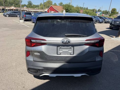 Used 2021 Kia Seltos LX AWD/4WD image 9