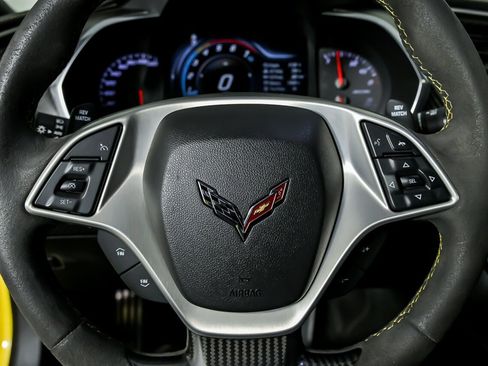 Used 2016 Chevrolet Corvette Z06 w/ C7.r Special Edition RWD image 27
