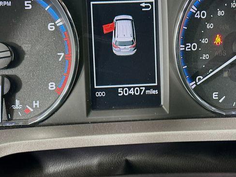 Used 2016 Toyota RAV4 XLE image 18