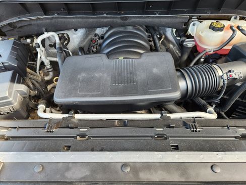 Certified 2020 Chevrolet Silverado 1500 LT w/ Texas Edition image 33