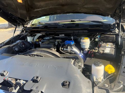 Used 2017 RAM 3500 Laramie Longhorn image 22