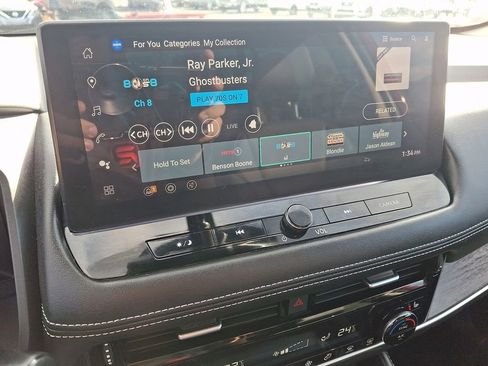 Certified 2024 Nissan Rogue Platinum image 18