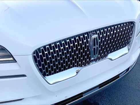 Used 2023 Lincoln Aviator Reserve w/ Equipment Group 201A image 29