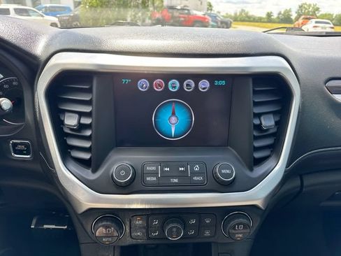 Used 2017 GMC Acadia SLT FWD image 14
